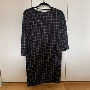 Uniqlo ponte dress with pockets